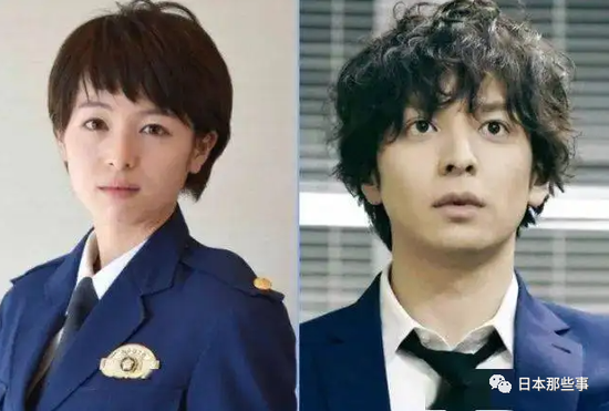 荣仓奈奈贺来贤人首次合体 登《时尚芭莎》封面