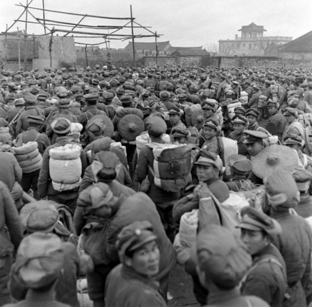 "对日军打的太窝囊!"唯一参加过淞沪会战的红军将领的传奇经历