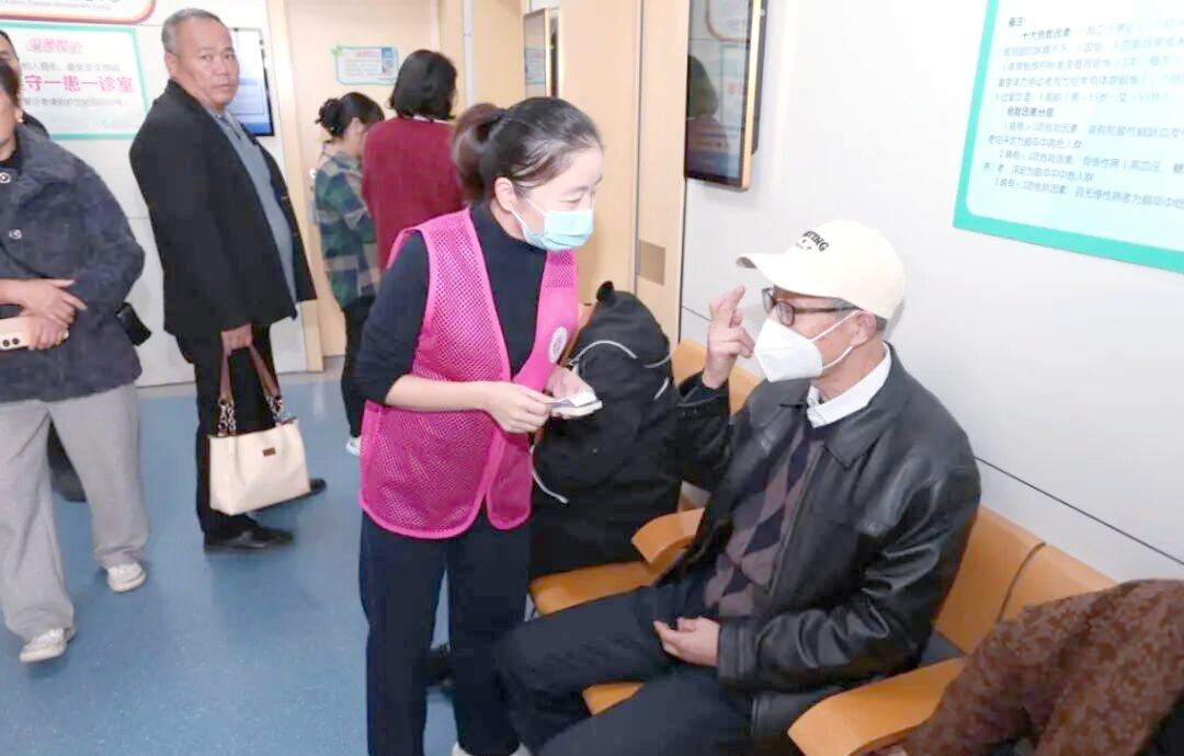 301医院代诊服务，陪诊挂号老人就医全程贴心守护，安稳就诊的简单介绍