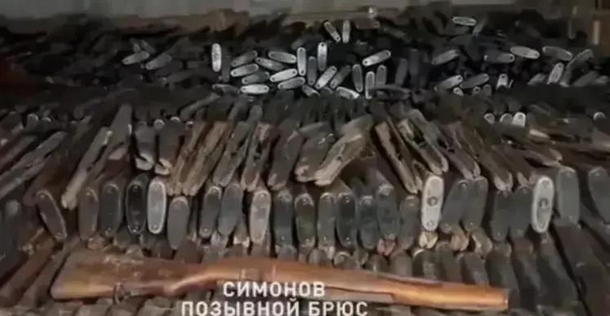 瓦格纳集团的雇佣兵发现前苏联军火库,这下不缺武器弹药了吧?