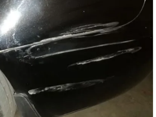 家人们 奥迪a6轻蹭了一下 这要赔多少啊?