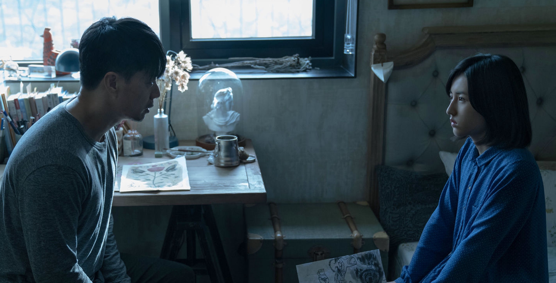 《秘密访客》roy怎么死的?《秘密访客》的导演是谁?