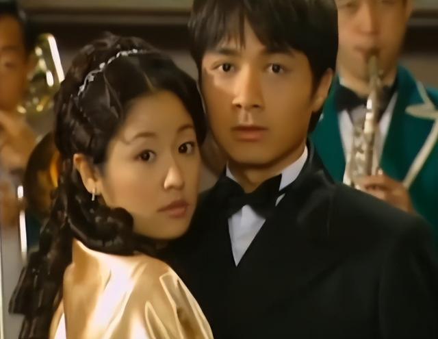 《情深深雨濛濛》解析15:书桓能扛得住如萍的温柔攻势吗?