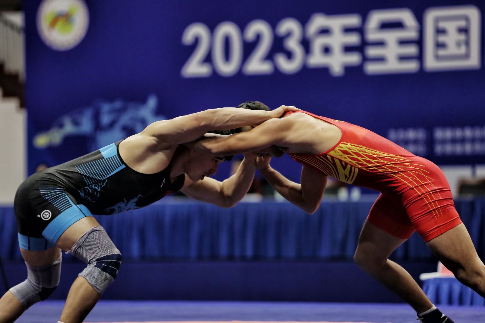 2023年全国国际式摔跤冠军赛安徽蚌埠落幕