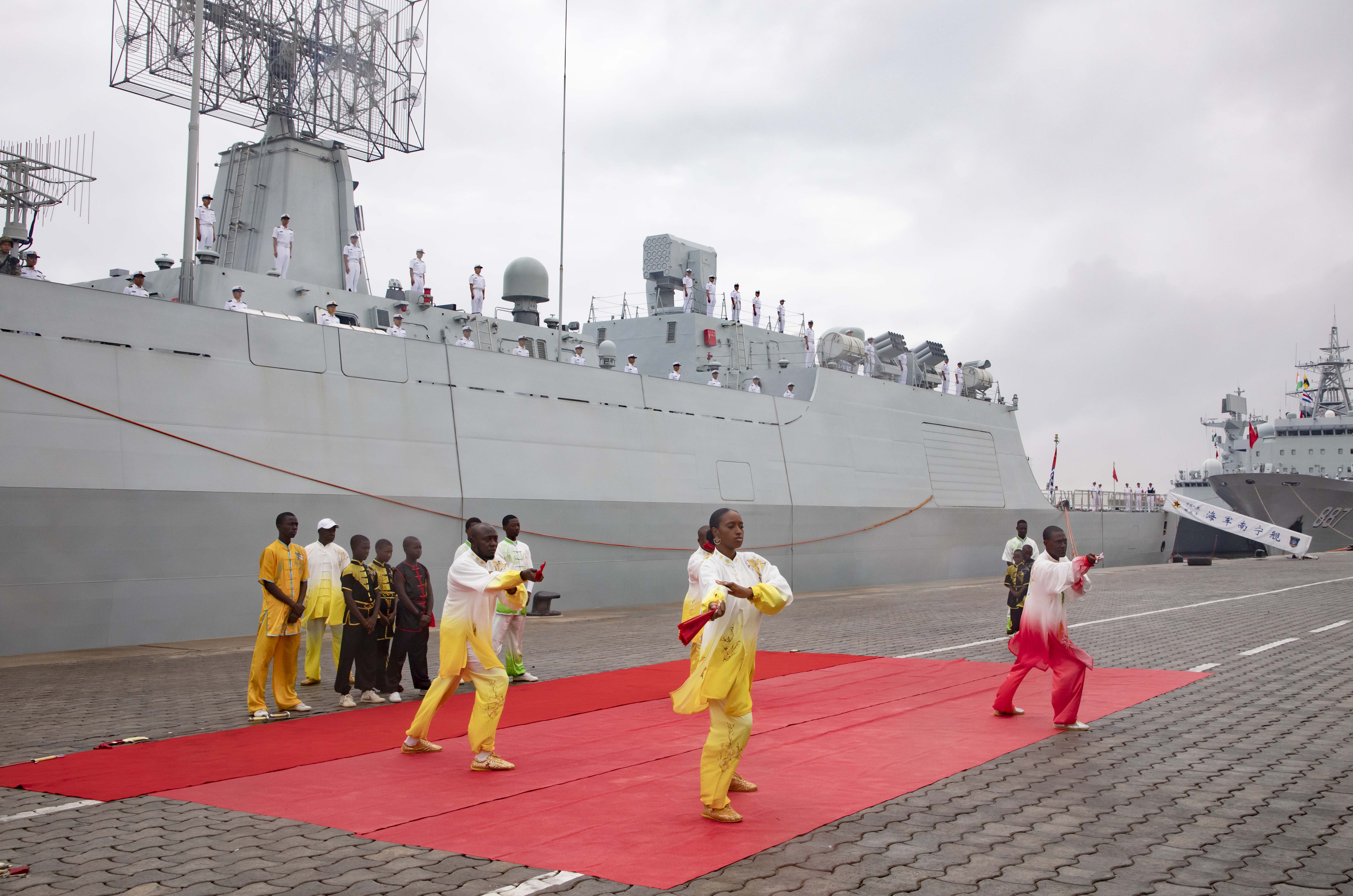 (国际)中国海军第43批护航编队访问科特迪瓦