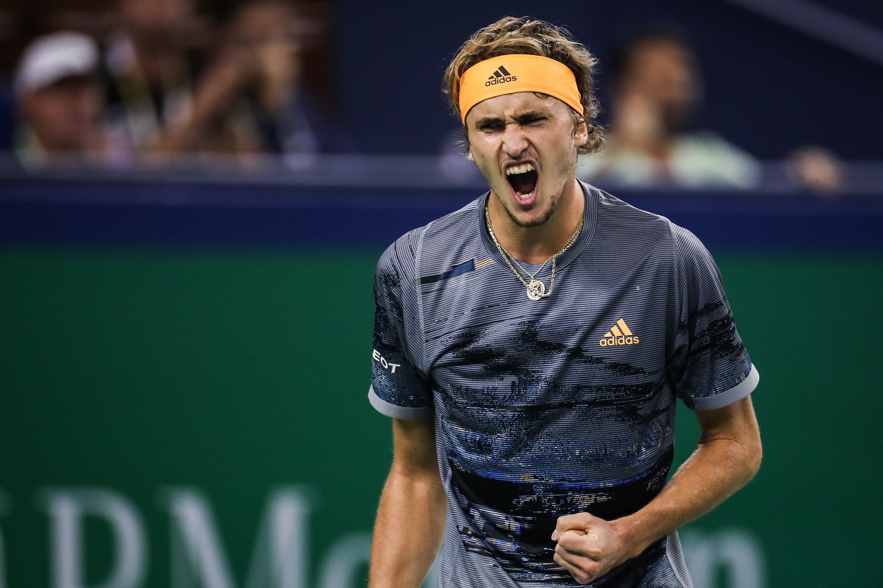 兹维列夫:我第一件球衣是卡恩的 拜仁是世界上最大的俱乐部