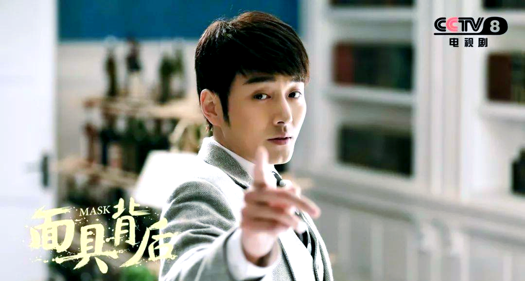 《面具背后》:李东学一人分饰两角背后的精彩剧情