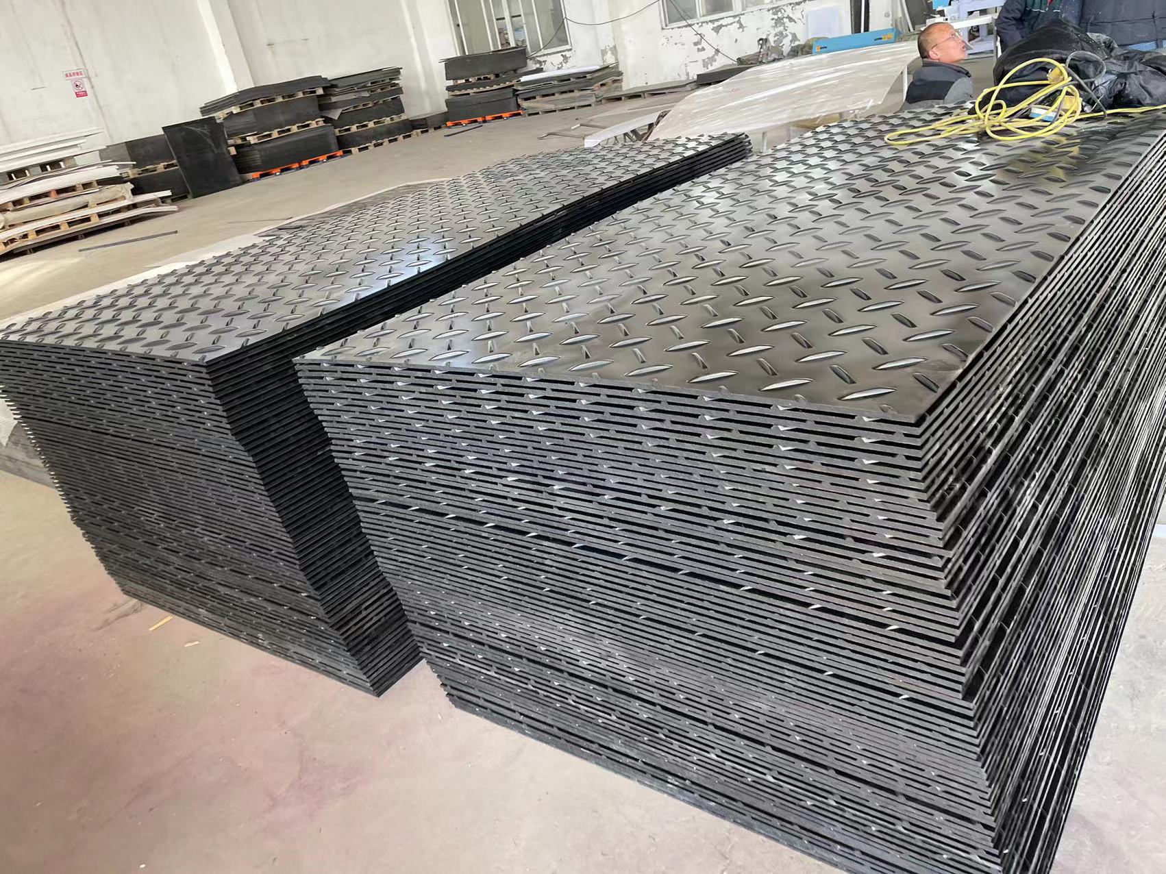 了解超高分子量聚乙烯铺路板的4种优势