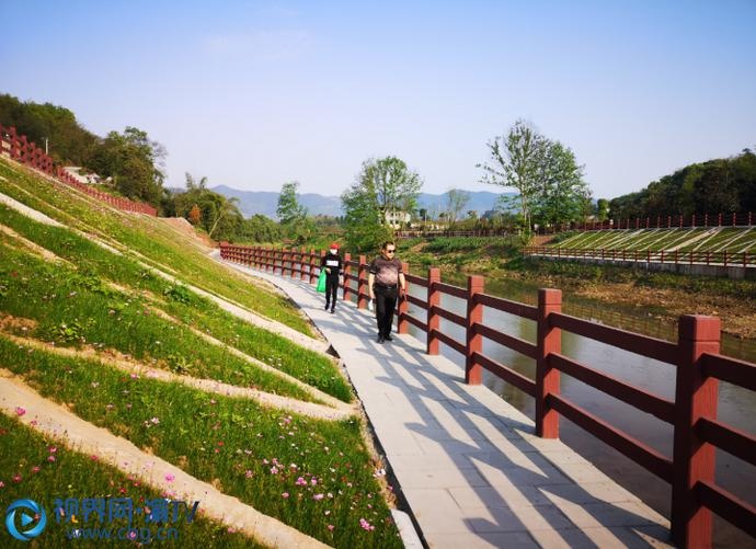 沙坪坝区回龙坝镇:"华丽转身"让河道更清,乡村更靓,城镇更净