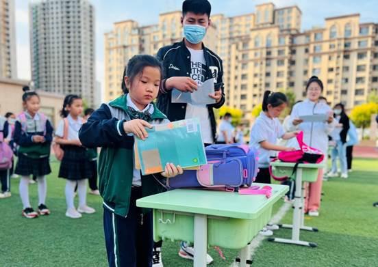 牡丹区杏坛小学举行首届学生生活技能大赛