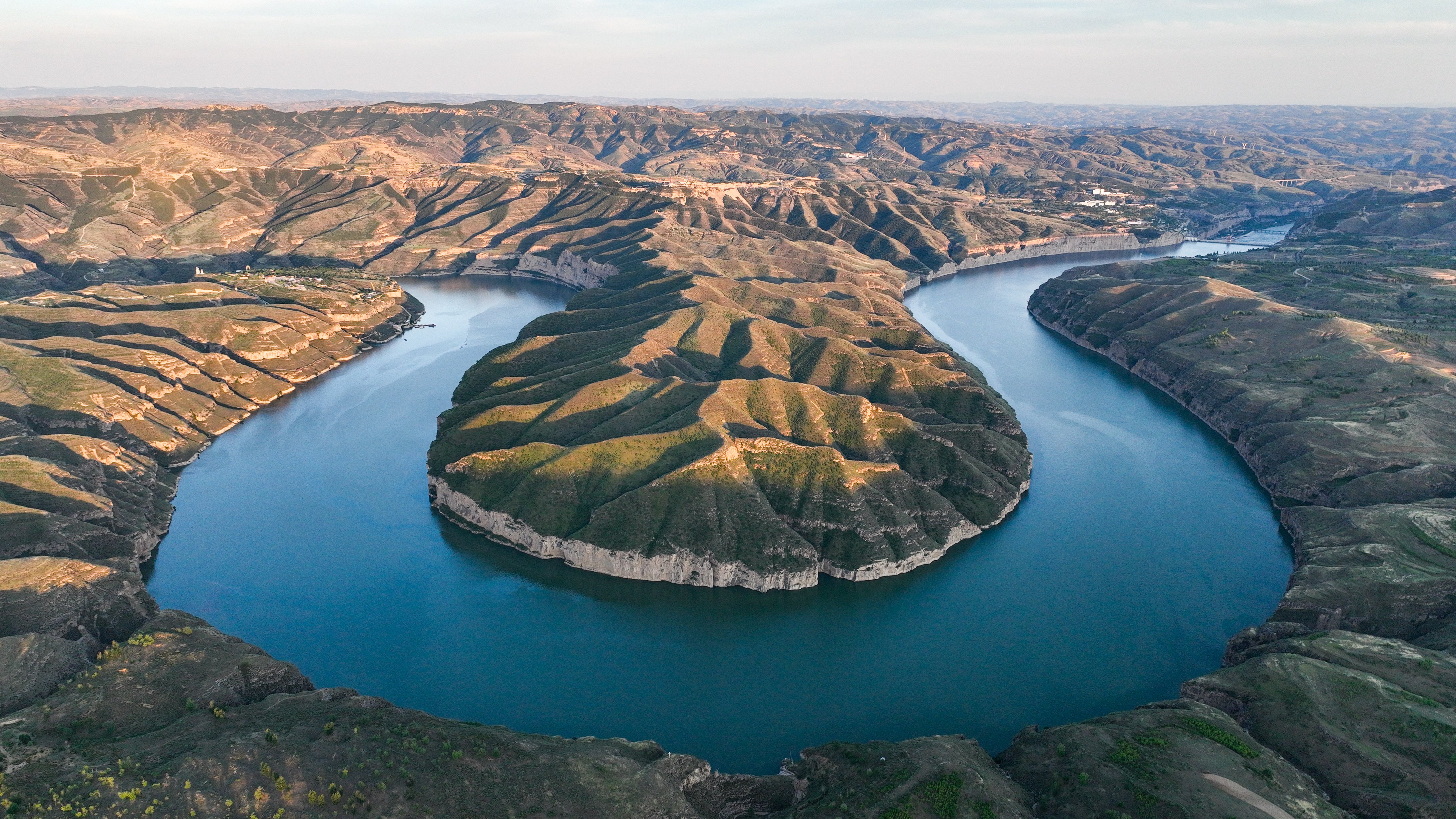 (环境)落日下的黄河大峡谷