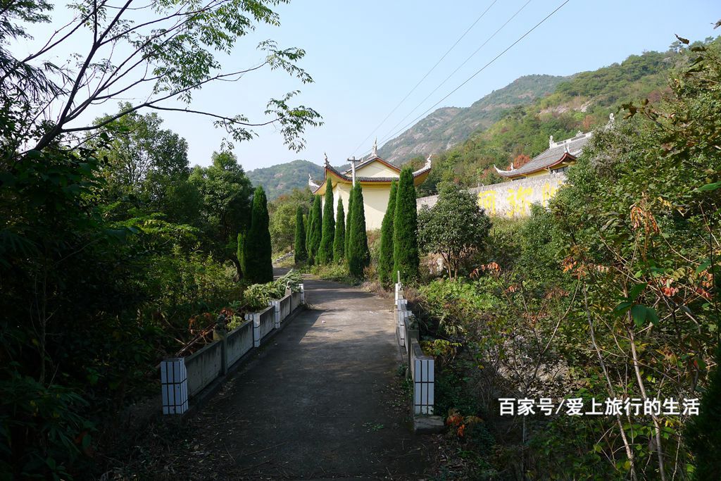 箬横千年"雪山寺"大改变,新水泥路已经安装护栏