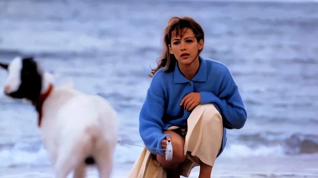 苏菲玛索经典尺度片《芳芳》解读