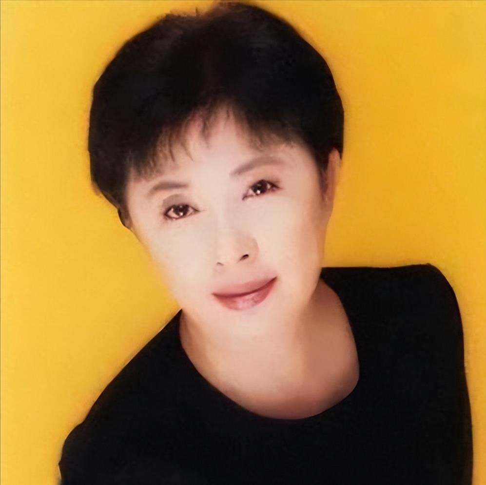 主持人刘璐:我这辈子最正确的决定,就是嫁给教授安享退休生活