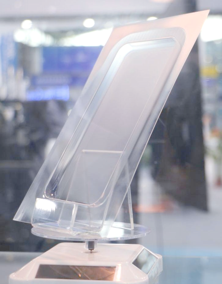 曲面玻璃热弯工艺挑战与解决方案全解析及行业活动展望