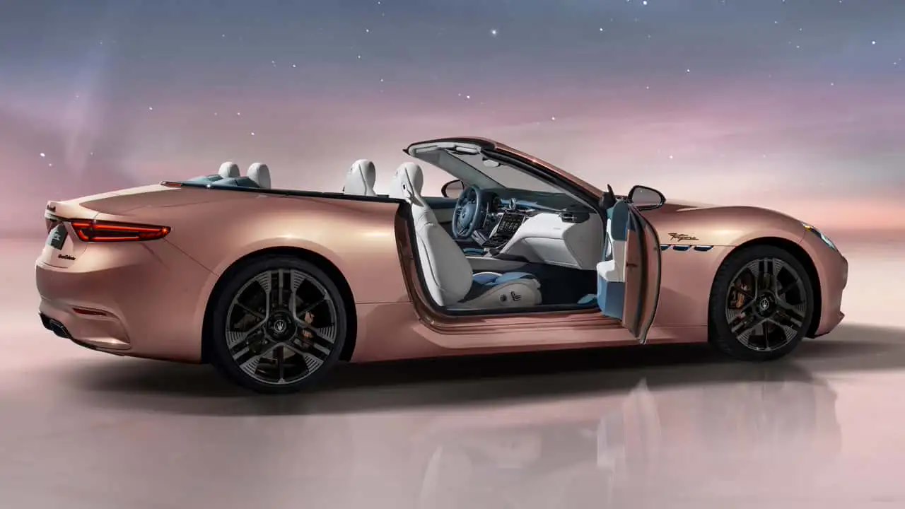 玛莎拉蒂发布首款敞篷电动汽车grancabrio folgore