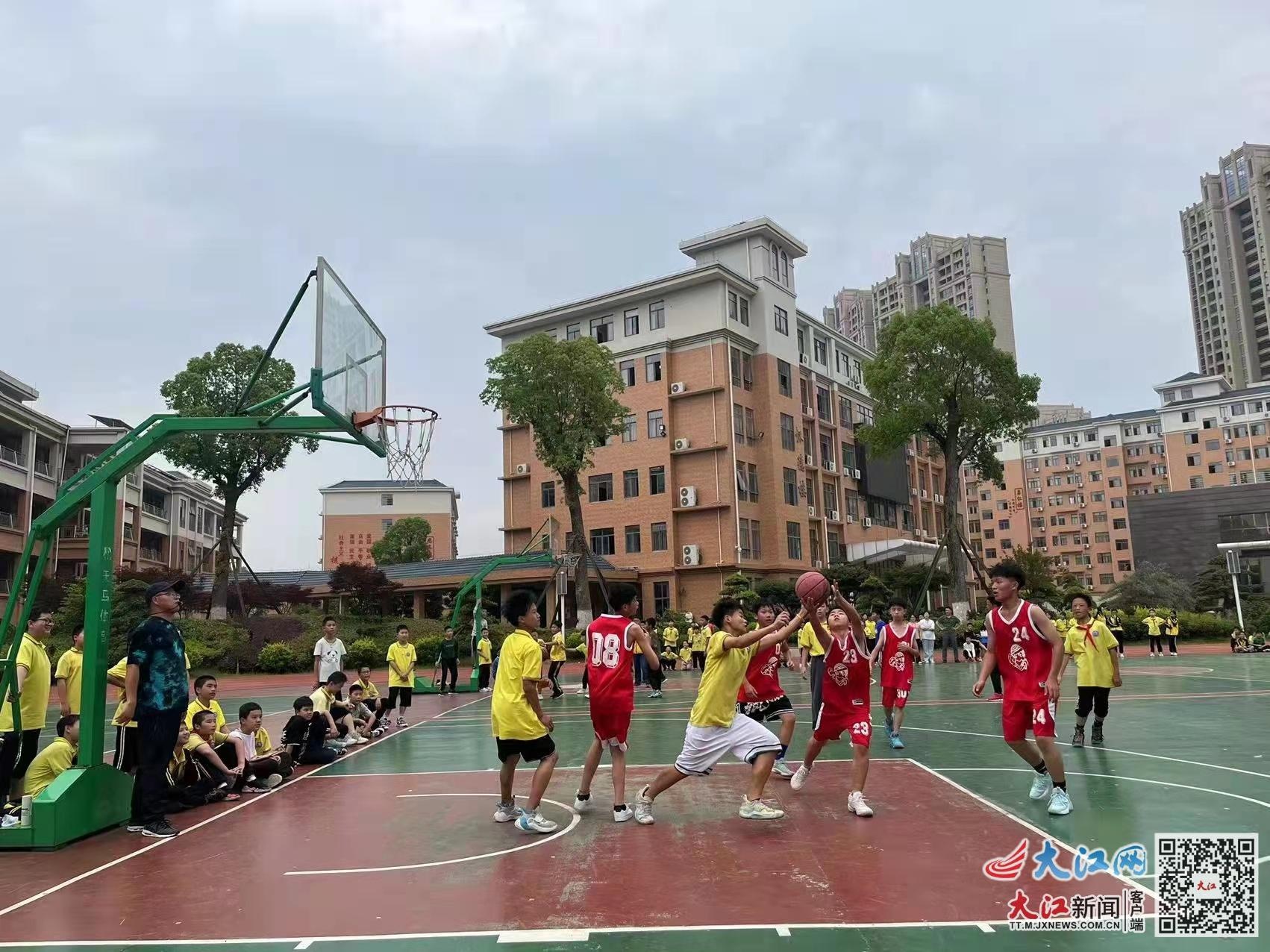 泰和南方龙江实验学校:"双减"落地促成长 篮球联赛展风采
