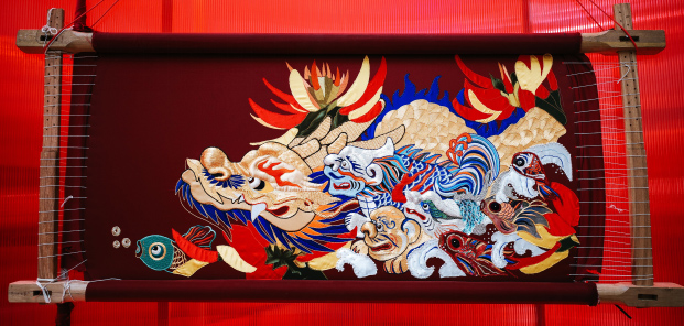金苍绣《滴水神兽》