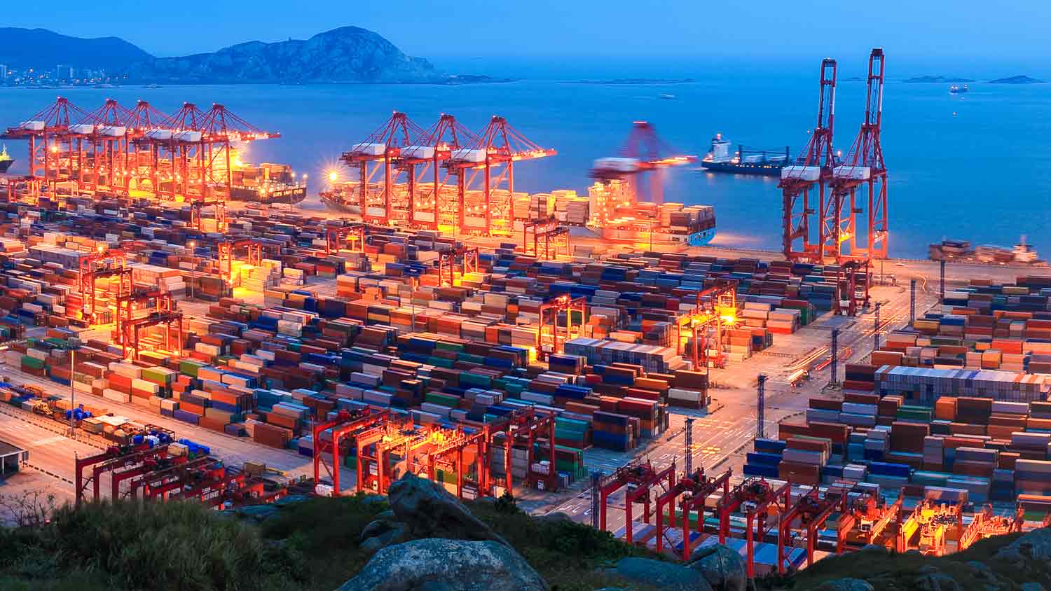 区块链|大宗商品运输难,上链构建五维信任体系