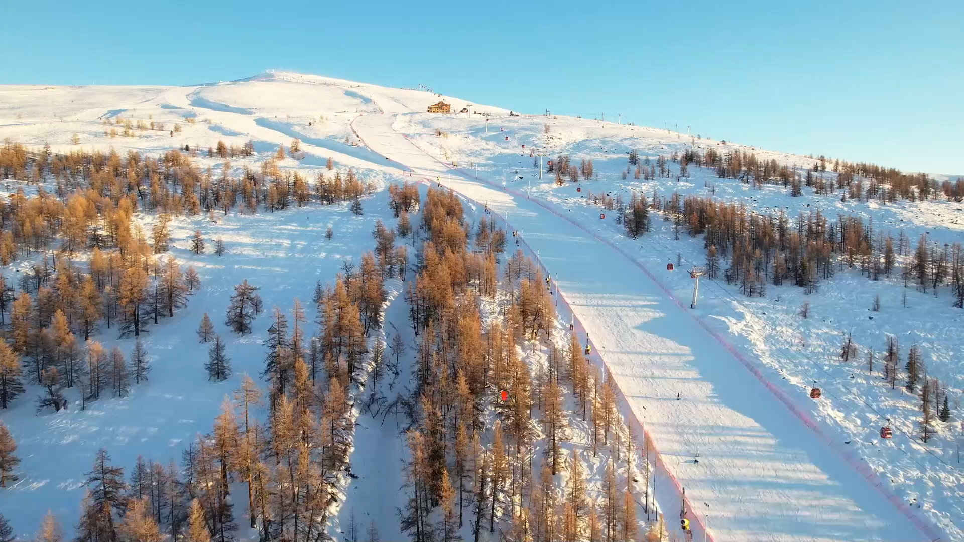 追着雪花看新疆|新疆富蕴县:冬季冰雪旅游"热力"十足