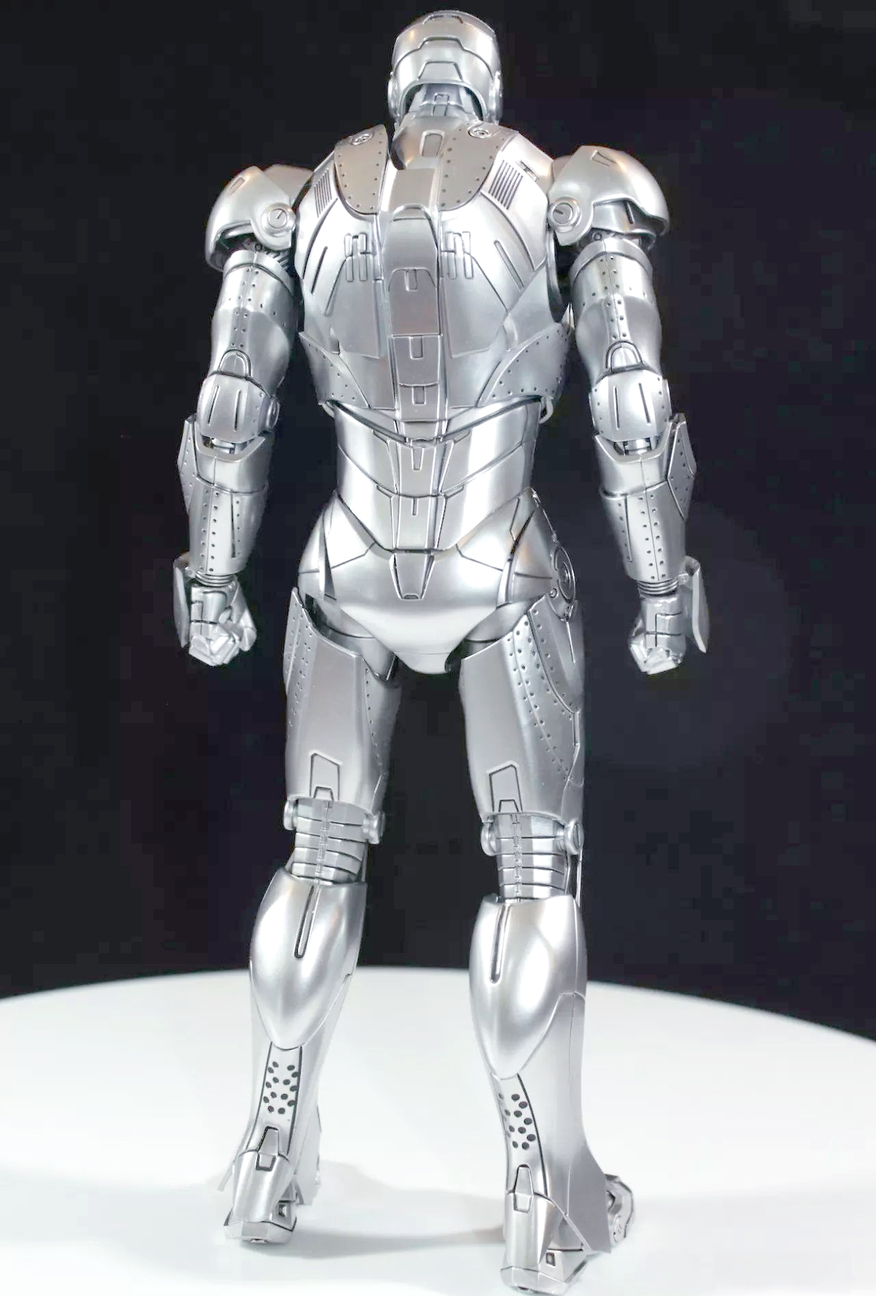 钢铁侠mk2测评:细节还原与可动性引关注