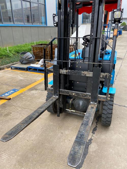 叉车启动哒哒哒响打不着火