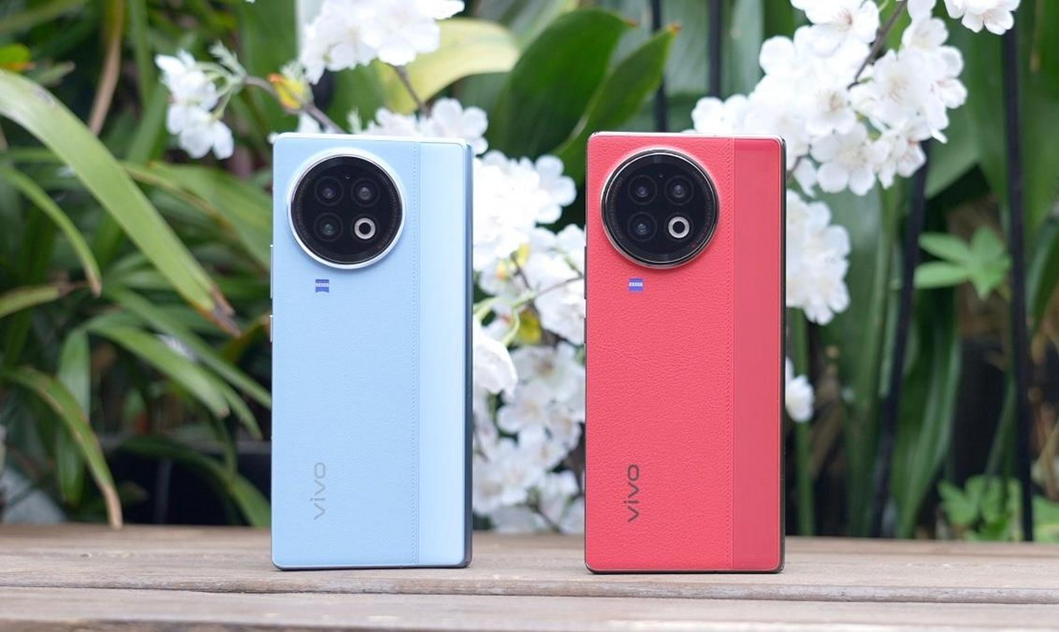 vivo x fold2 大折叠三个颜色真机实拍 华夏红,天青蓝,弦影黑 大家