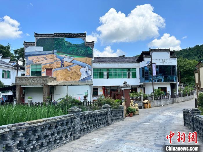 贵州万山黄家寨用"村味"守好"村魂"