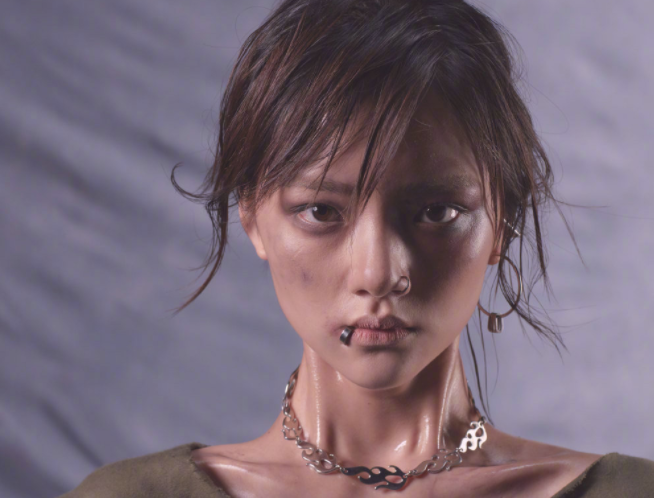 周弥山和倪迦是什么关系?