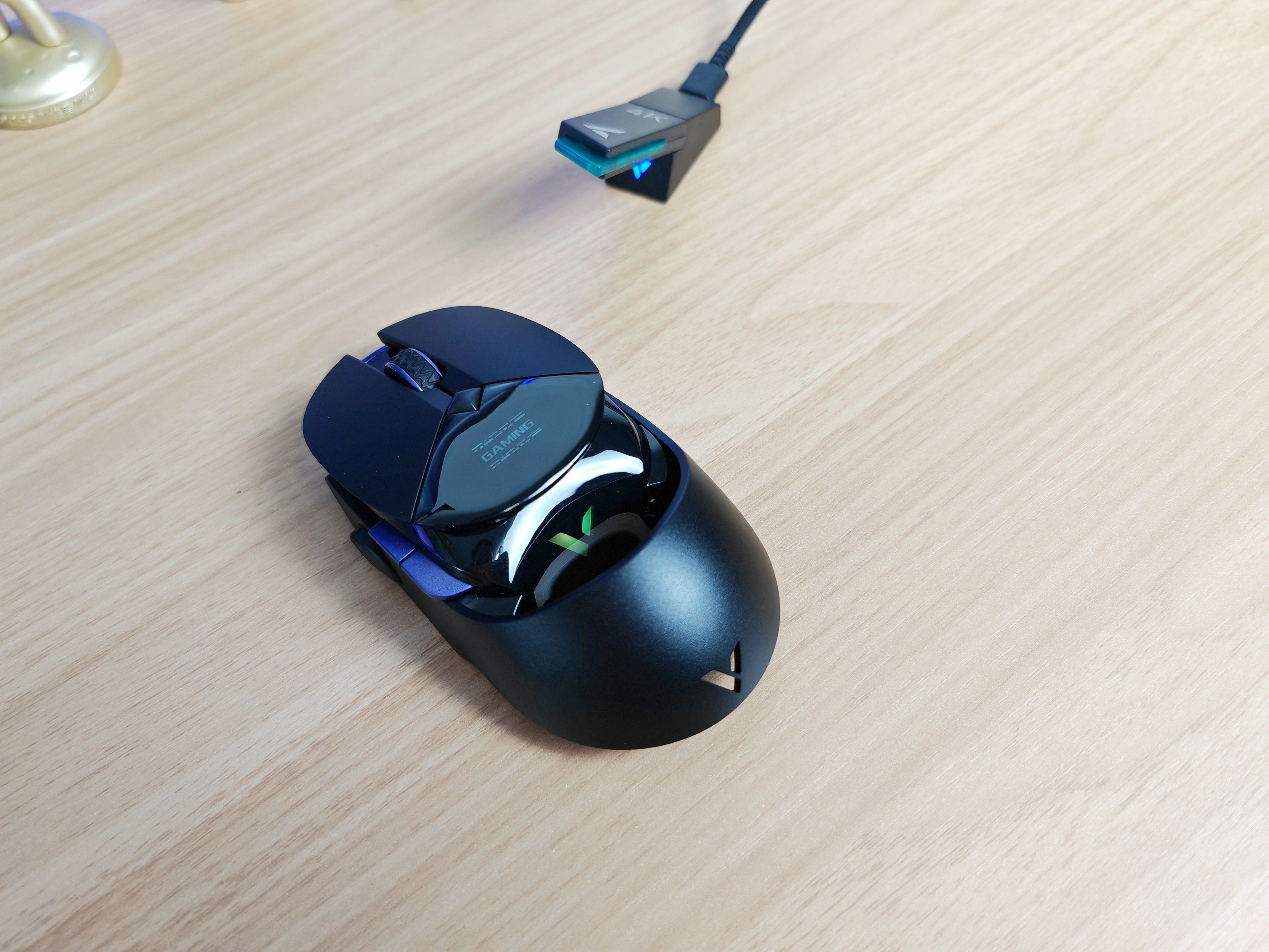 超跑外观,镂空设计,鼠标玩出新花样,雷柏vt960pro测评