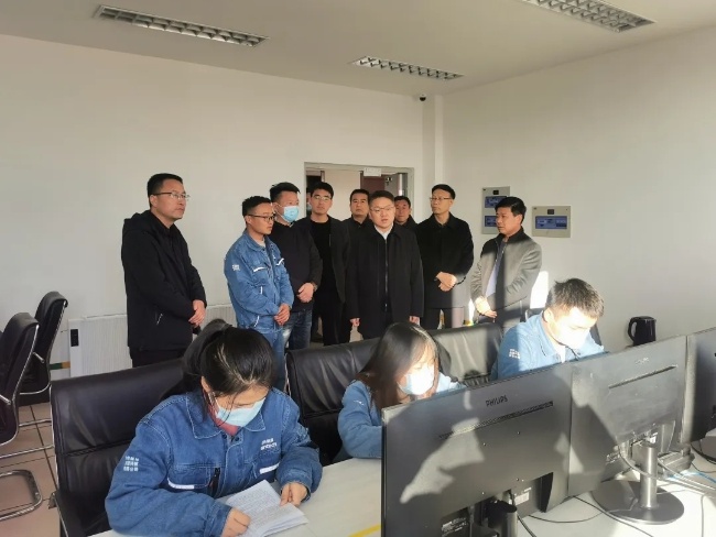 区委书记王红强深入范家寨镇调研指导工作