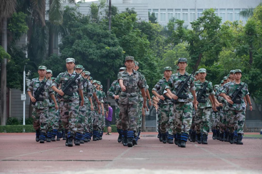 报告长官 集合完毕