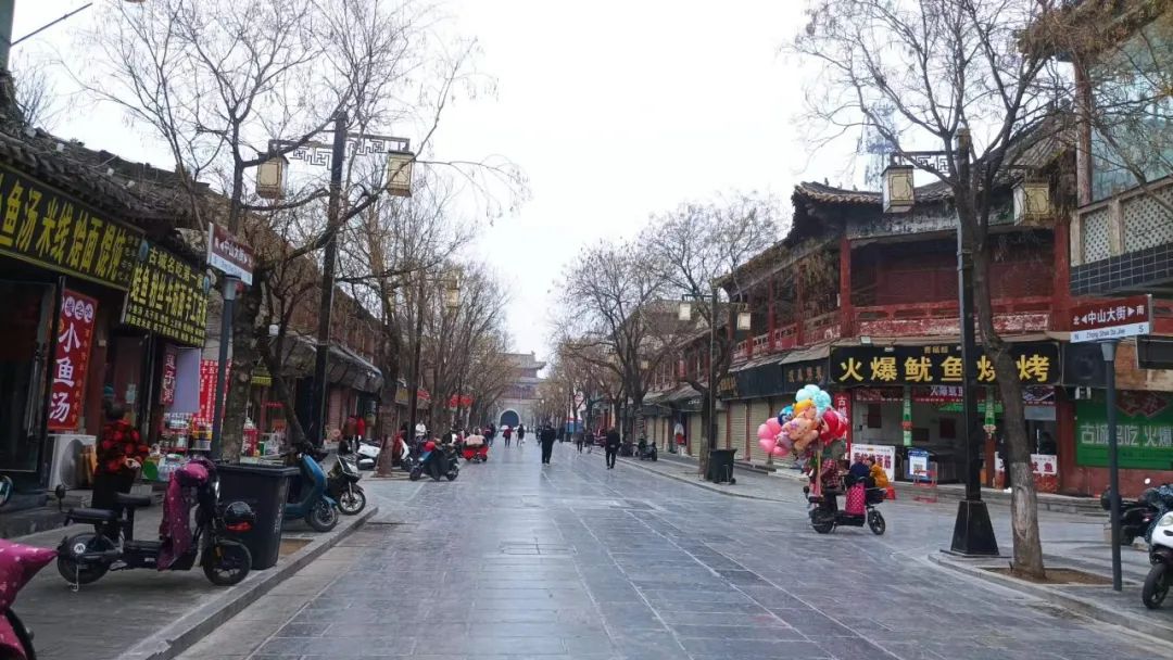 商丘古城大隅首夜市今日重新开启