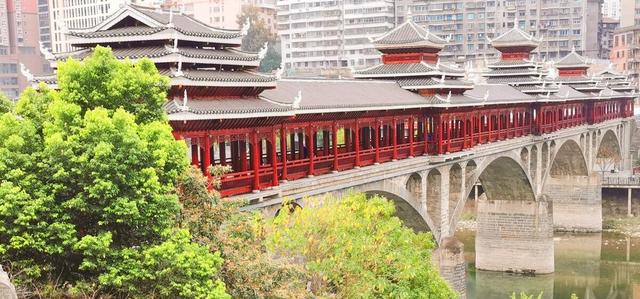 黔东南的锦屏风雨桥,少数民族风情的独特魅力