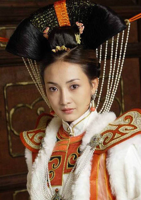 十多年前的这部《江山风雨情,居然汇聚了这么多名演员