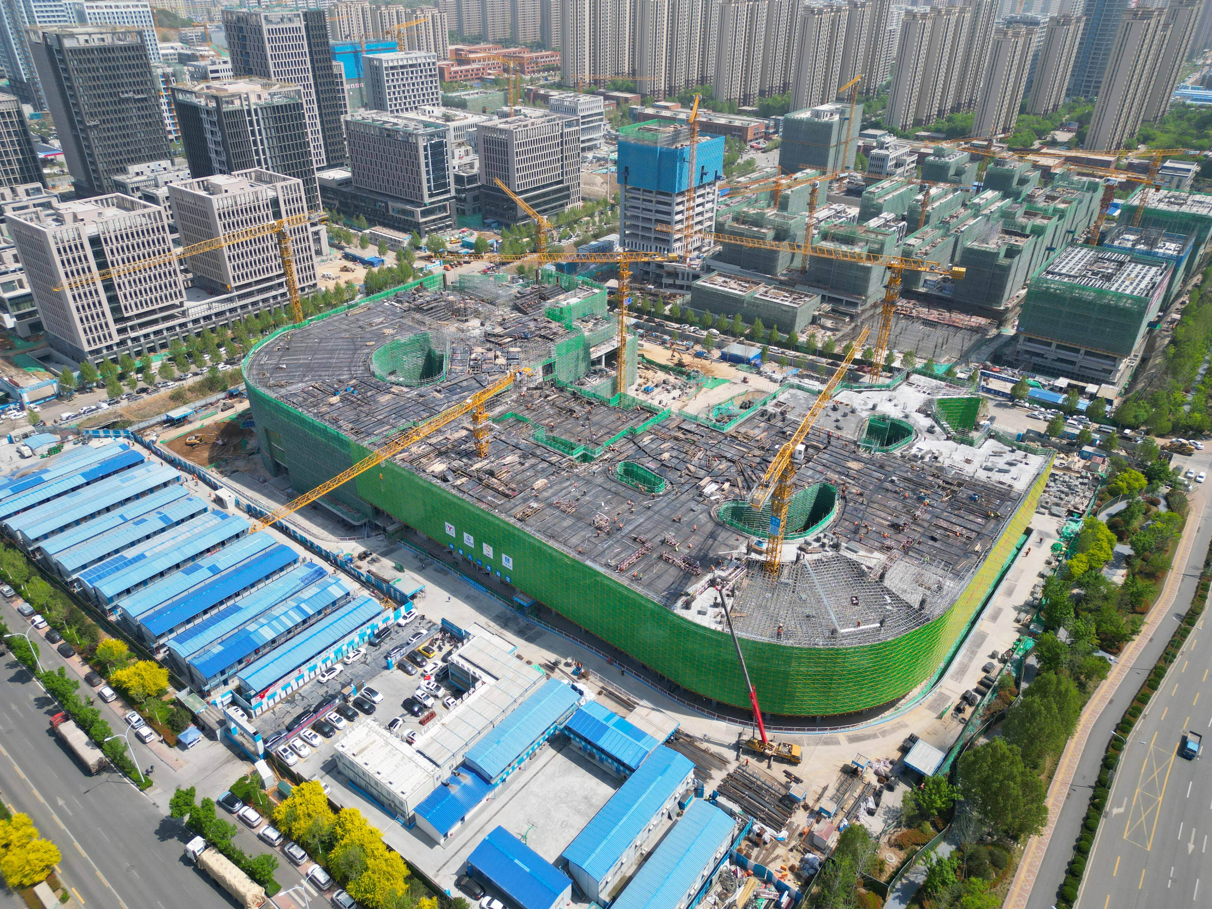 航拍济南雪山万达广场项目建设新进展 地下部分建设基本完成