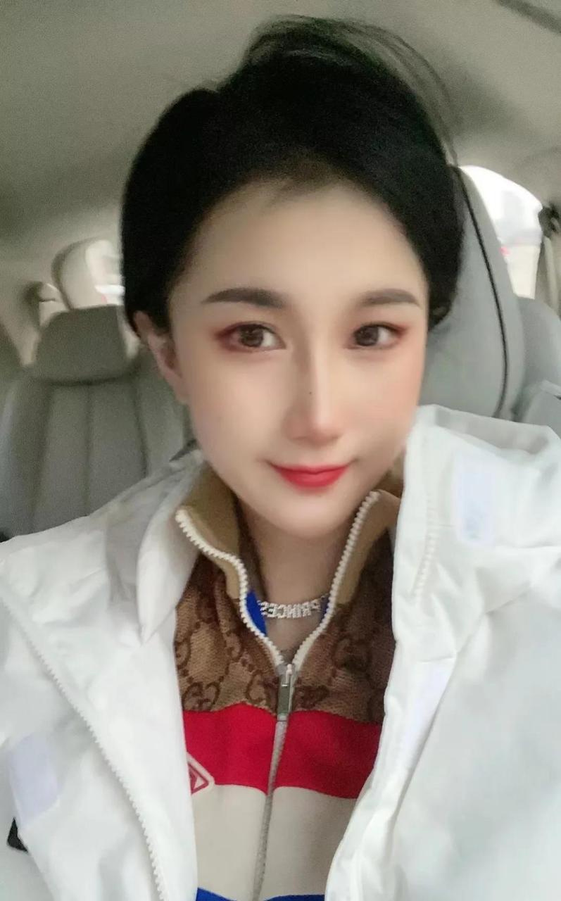 东方阿保承认自己豪刷数千万的主播"桃子姐姐"是自己的小媳妇!