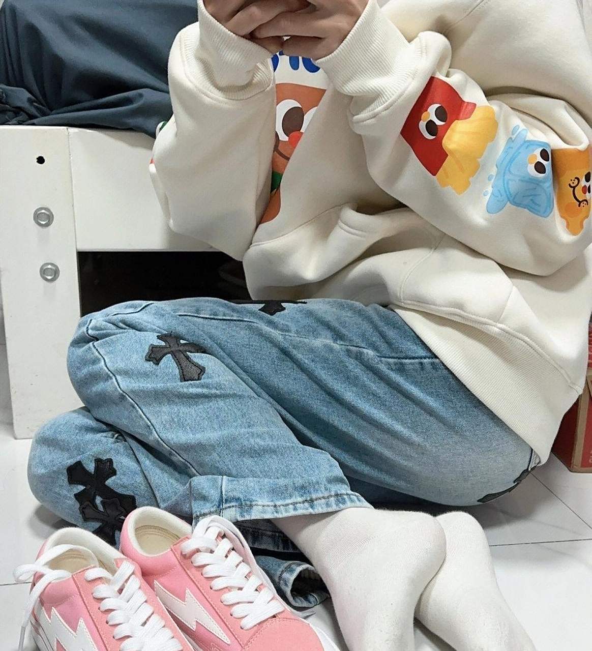 是不是女生都喜欢穿白袜子?