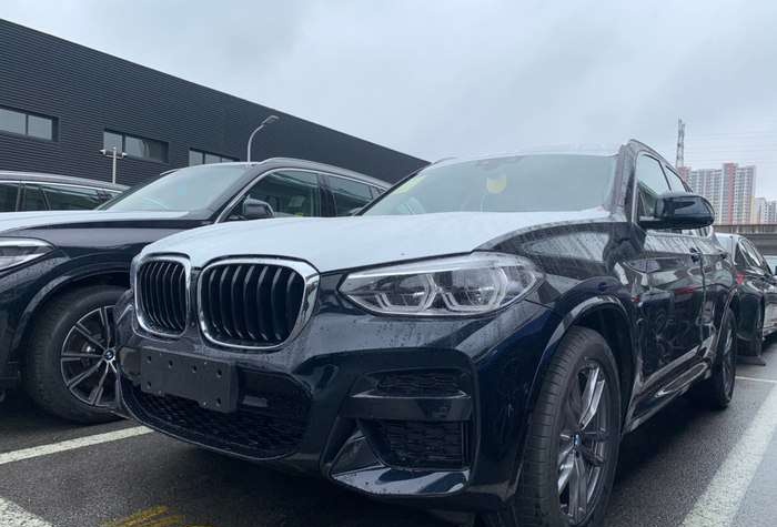 宝马x3 xdrive28i炭黑提车,质量稳定,车超好开