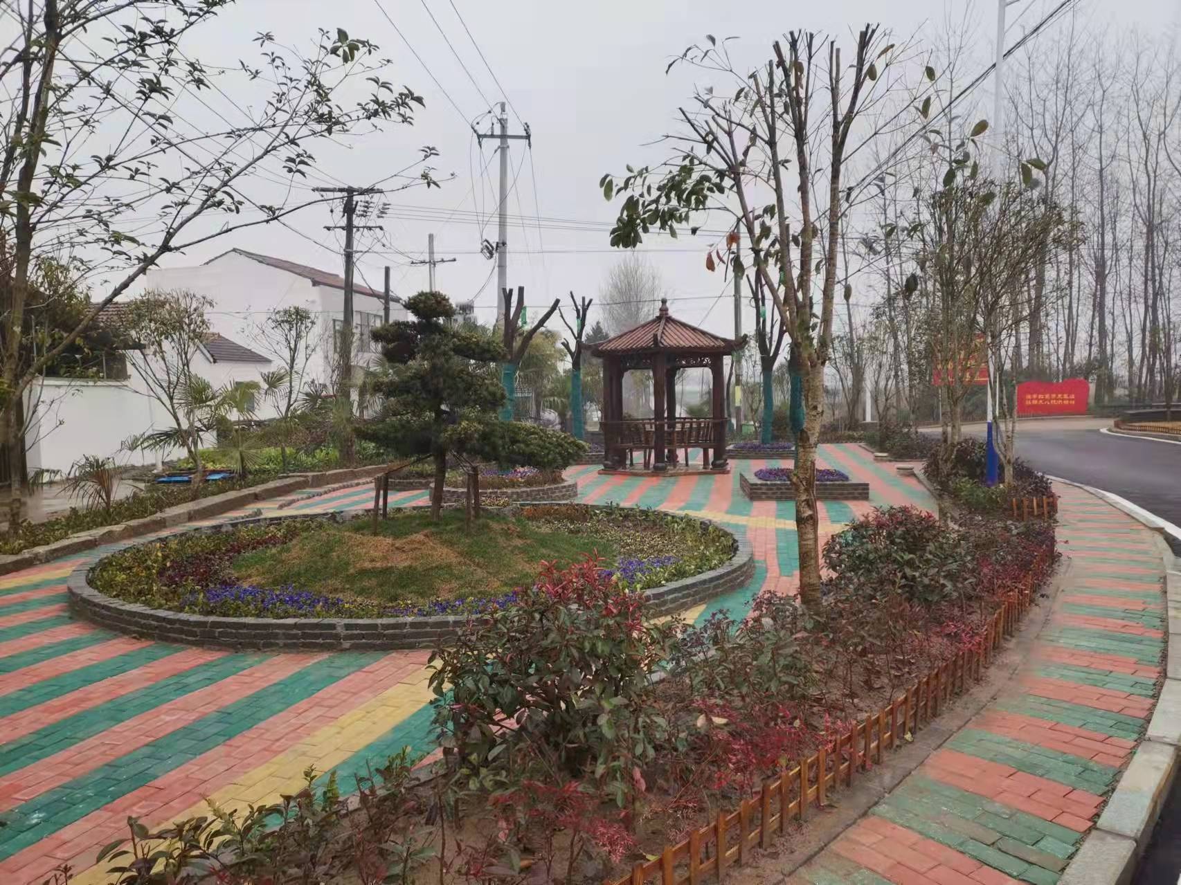 嘉鱼县簰洲湾镇中堡村:红色文化为新年增色添彩