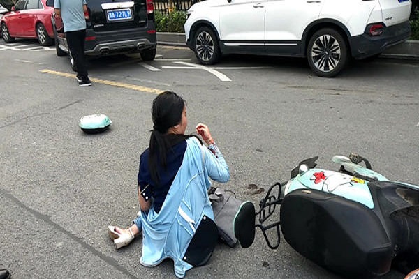 骑电动车撞人最佳处理经验