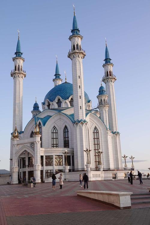 美国伊斯兰教寺庙:探究它们在建造中的文化认同和表达