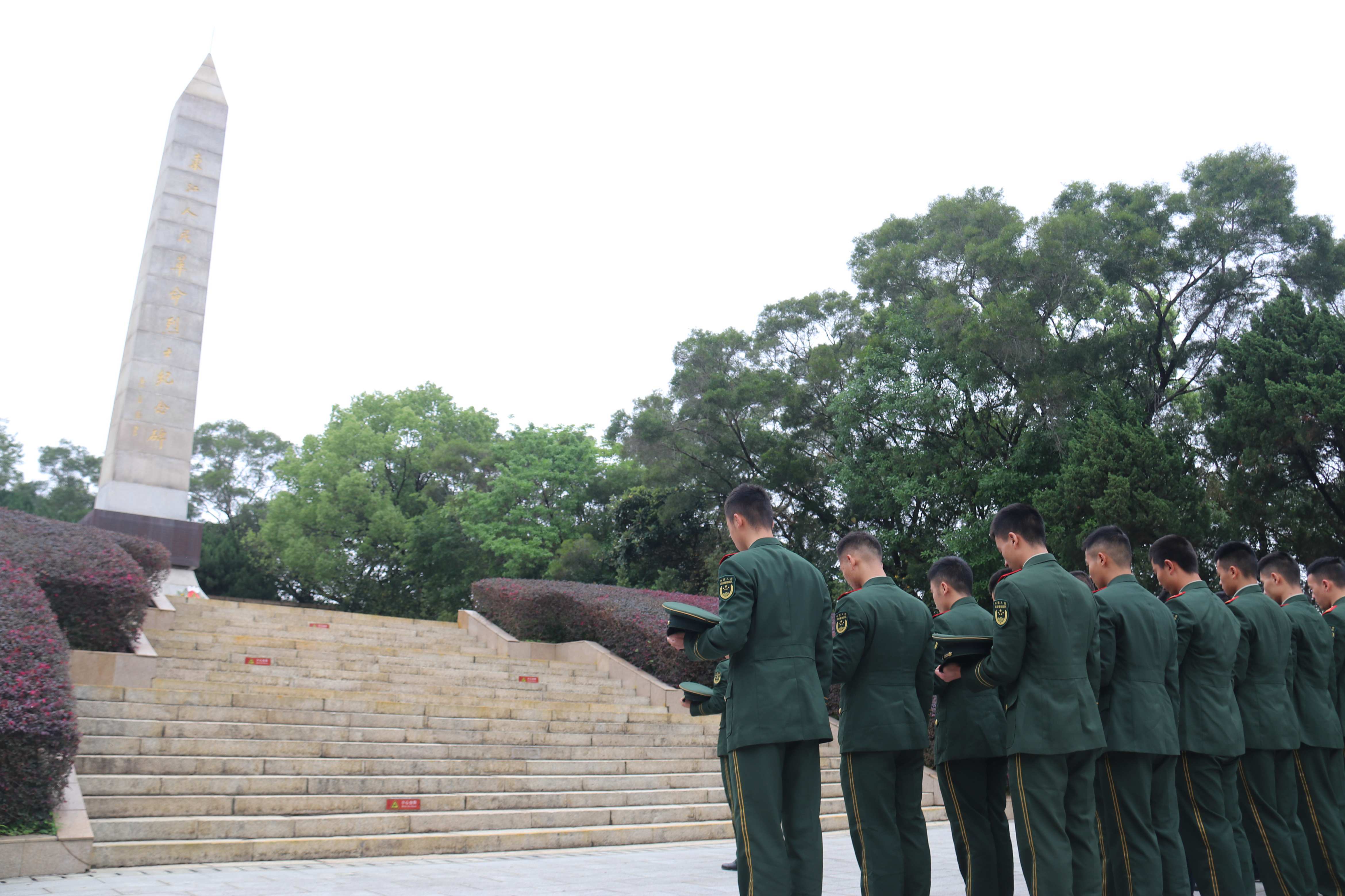 惠州海警局举行清明祭奠先烈活动