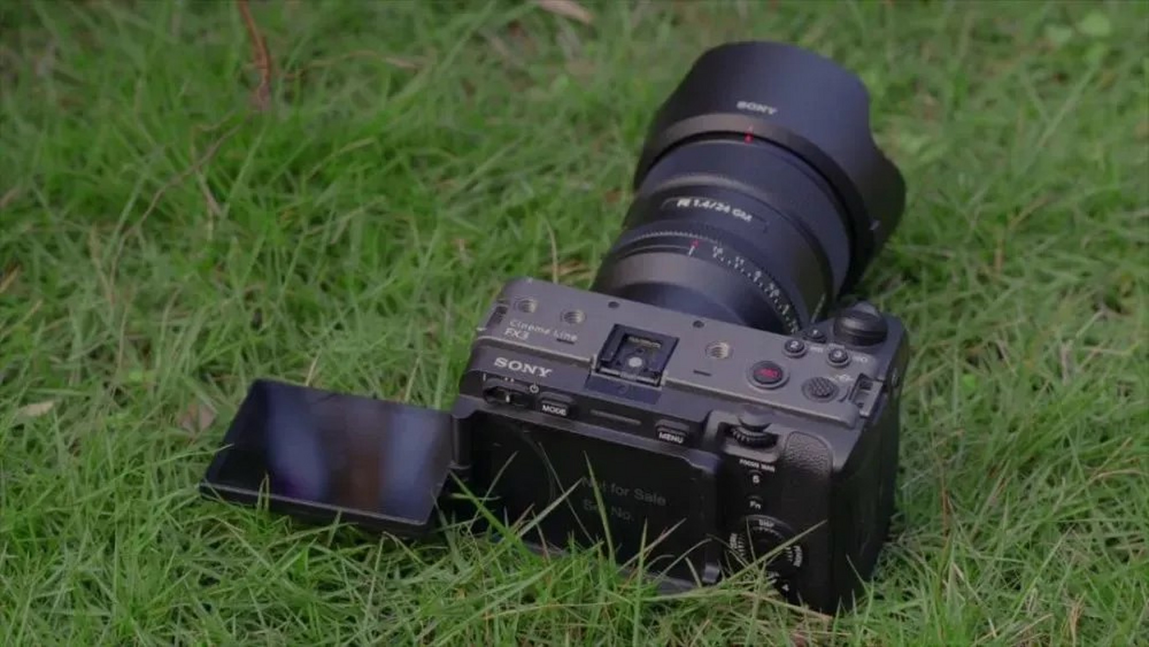 索尼推出了4k电影摄影机fx3,集成了数字电影摄影机技术和alpha微单