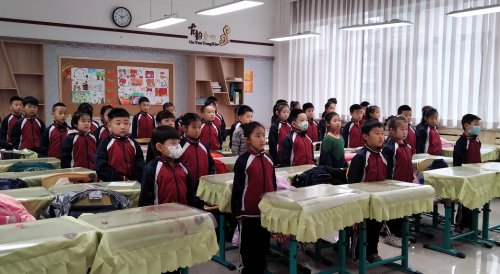 庆澳门回归,应昌小学大明湖分校举行主题升旗仪式