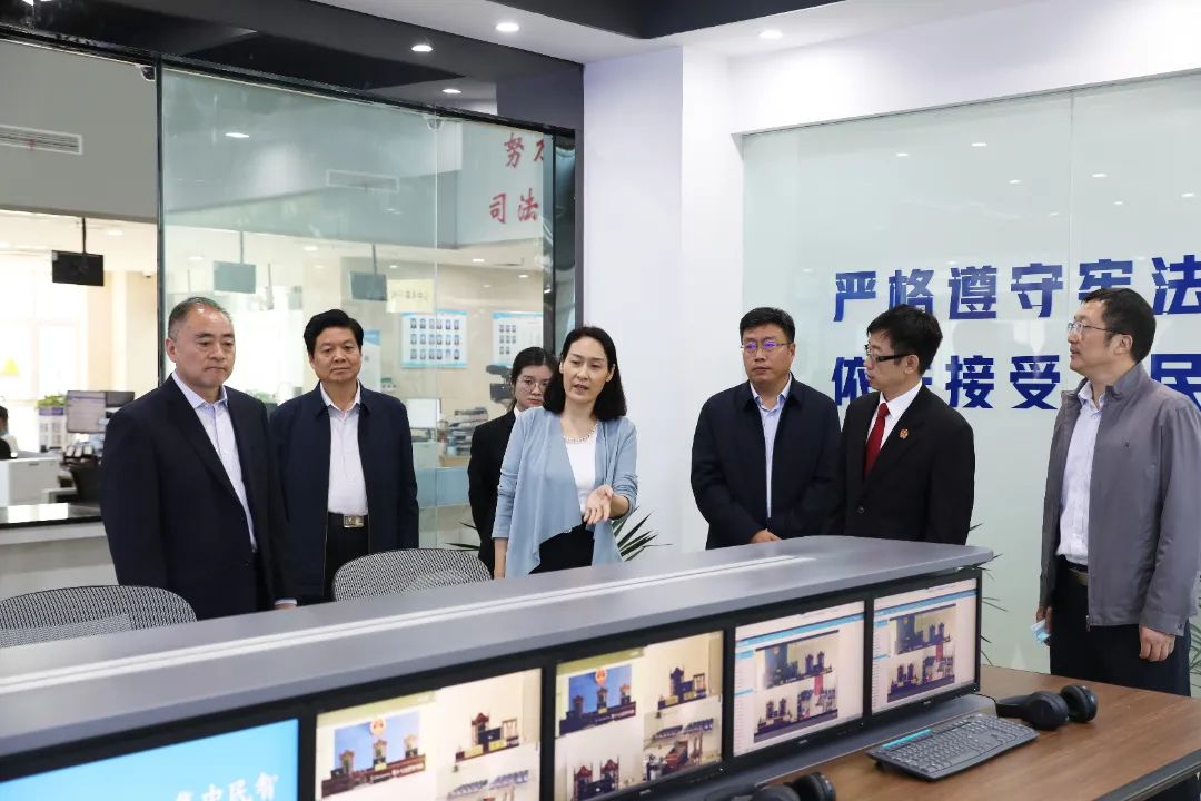 淮安市人大常委会副主任周茂萱一行调研涟水县人大代表联络站建设运行