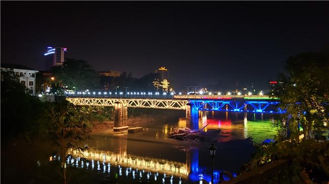 云南河口成为富氧暖冬网红打卡地