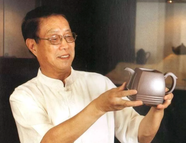中国工艺美术大师李昌鸿:以七十载的心血打磨出一片紫砂江山
