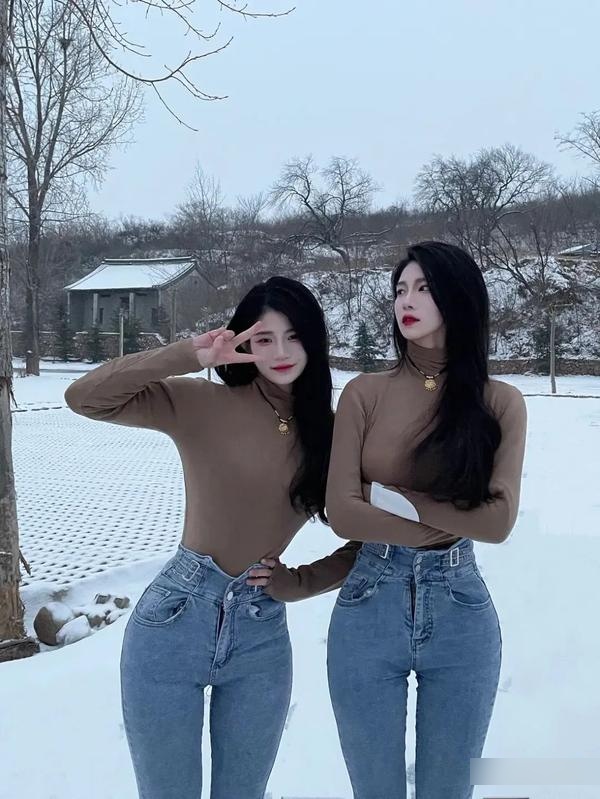 (路虎)代言人秀儿和妹妹,这个瓜有点假!