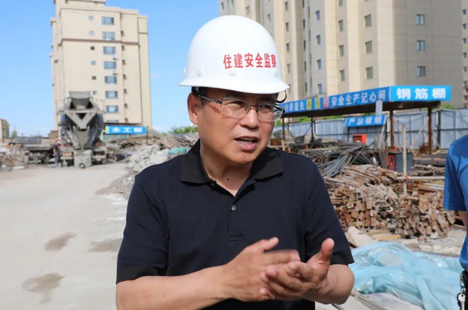 松原市乾安县委副书记,县长王立国检查安全生产工作